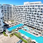 Althea Alz Infinity Resort Năvodari