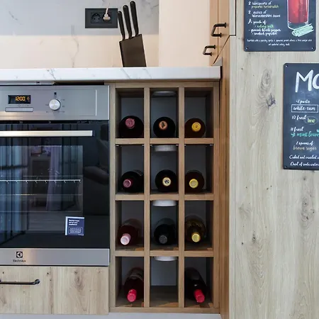 Althea - In Alezzi Infinity Mamaia Nord 公寓式酒店 3*