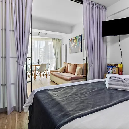 Althea - In Alezzi Infinity Mamaia Nord 3* 那沃达利