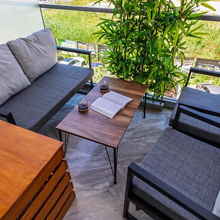 公寓式酒店 Althea - In Alezzi Infinity Mamaia Nord 那沃达利