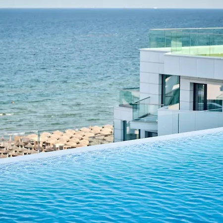 Althea - In Alezzi Infinity Mamaia Nord 3*