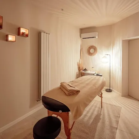 Althea - In Alezzi Infinity Mamaia Nord 公寓式酒店 3*