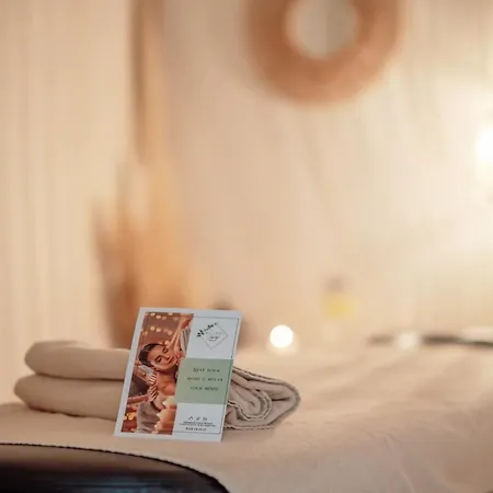 Althea - In Alezzi Infinity Mamaia Nord 公寓式酒店 3*