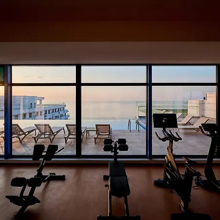 Althea - In Alezzi Infinity Mamaia Nord 公寓式酒店 那沃达利